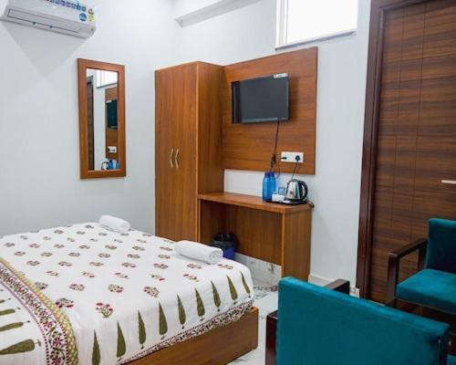 Hotel Parth Inn Rishīkesh 外观 照片